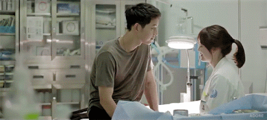 Tháng 1/2017, Song Joong Ki mua một ngôi nhà riêng ở Seocho-dong, nam Seoul giá 10 tỷ won, đây được cho là tổ ấm của cặp Song khi hai người kết hôn vào tháng 10/2017.