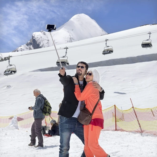 Nhà giàu Trung Đông đổ xô đi trượt tuyết tránh nóng