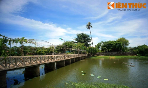 Hồ nước đẹp nổi tiếng trong Hoàng thành Huế giờ ra sao?