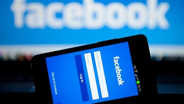 Mạng xã hội Facebook - cỗ máy ép người dùng… ra tiền 