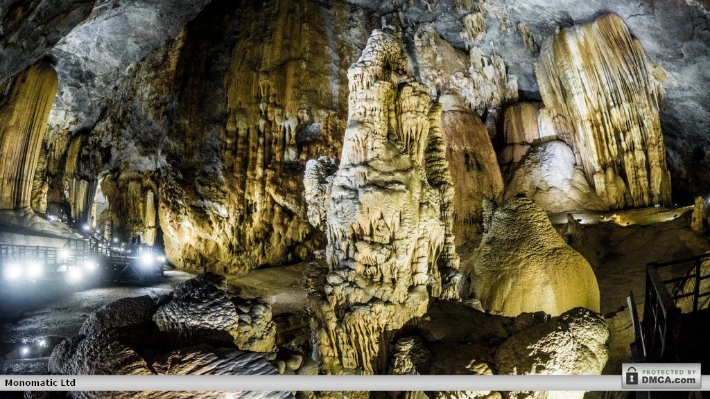 Phong Nha - Kẻ Bàng đẹp ngẩn ngơ qua ống kính khách Tây