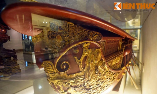 Ngắm chiến thuyền “bọc thép” cực mạnh của người Việt