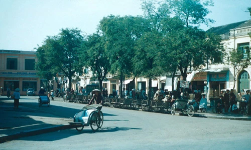Ảnh màu hiếm có về Hải Phòng năm 1954 
