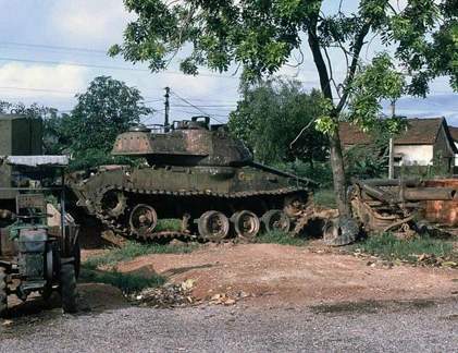 Kho ảnh khổng lồ về VN 1991-1993: Trên vĩ tuyến 17