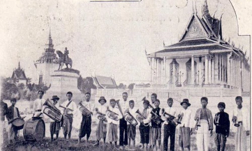 Ảnh độc về Hoàng gia Campuchia thời thuộc Pháp