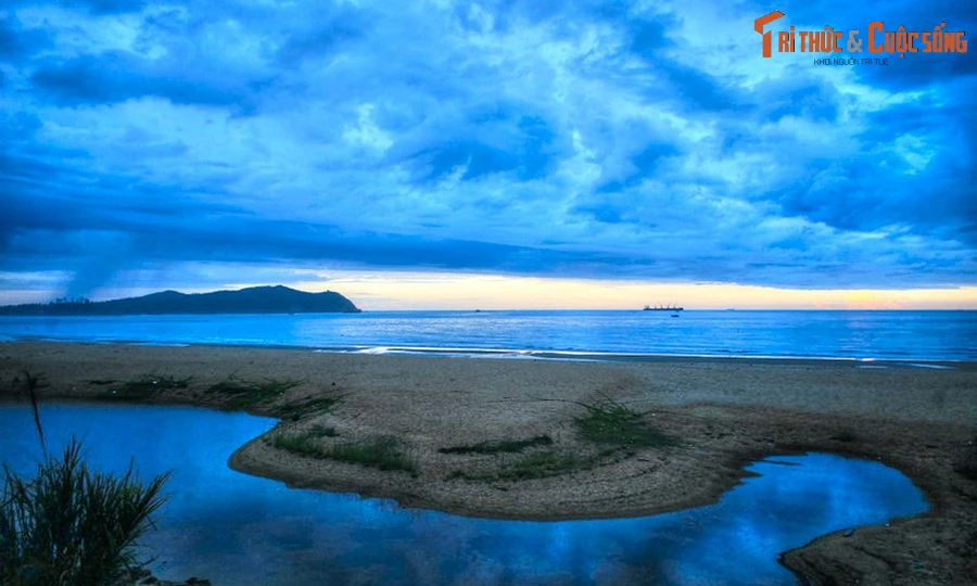 Phát hiện khảo cổ chấn động thế giới ở bãi biển tuyệt đẹp Việt Nam