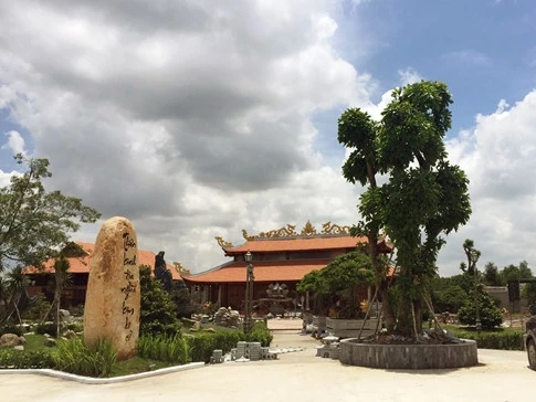 Cận cảnh nhà thờ Tổ nghiệp đã xây xong của Hoài Linh