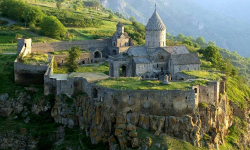 Khám phá tu viện cổ xưa tuyệt đẹp ở Armenia