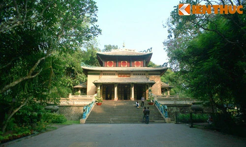 Khám phá ngôi đền nổi tiếng nhất Sài Gòn