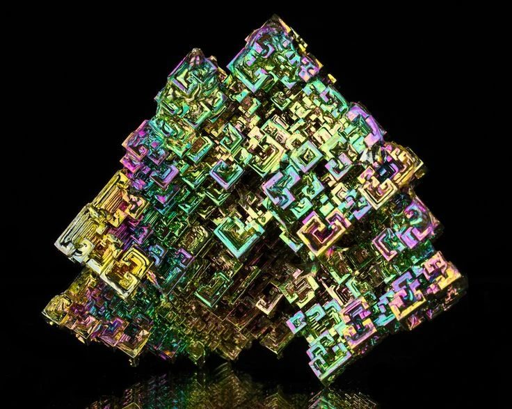 Cận cảnh khoáng vật có cấu trúc tinh thể ngoạn mục nhất quả đất