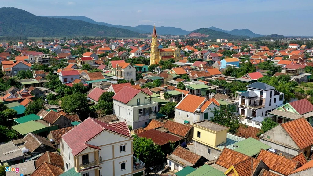 Cuộc sống đìu hiu ở làng biệt thự giàu nhất Hà Tĩnh toàn người xuất khẩu lao động