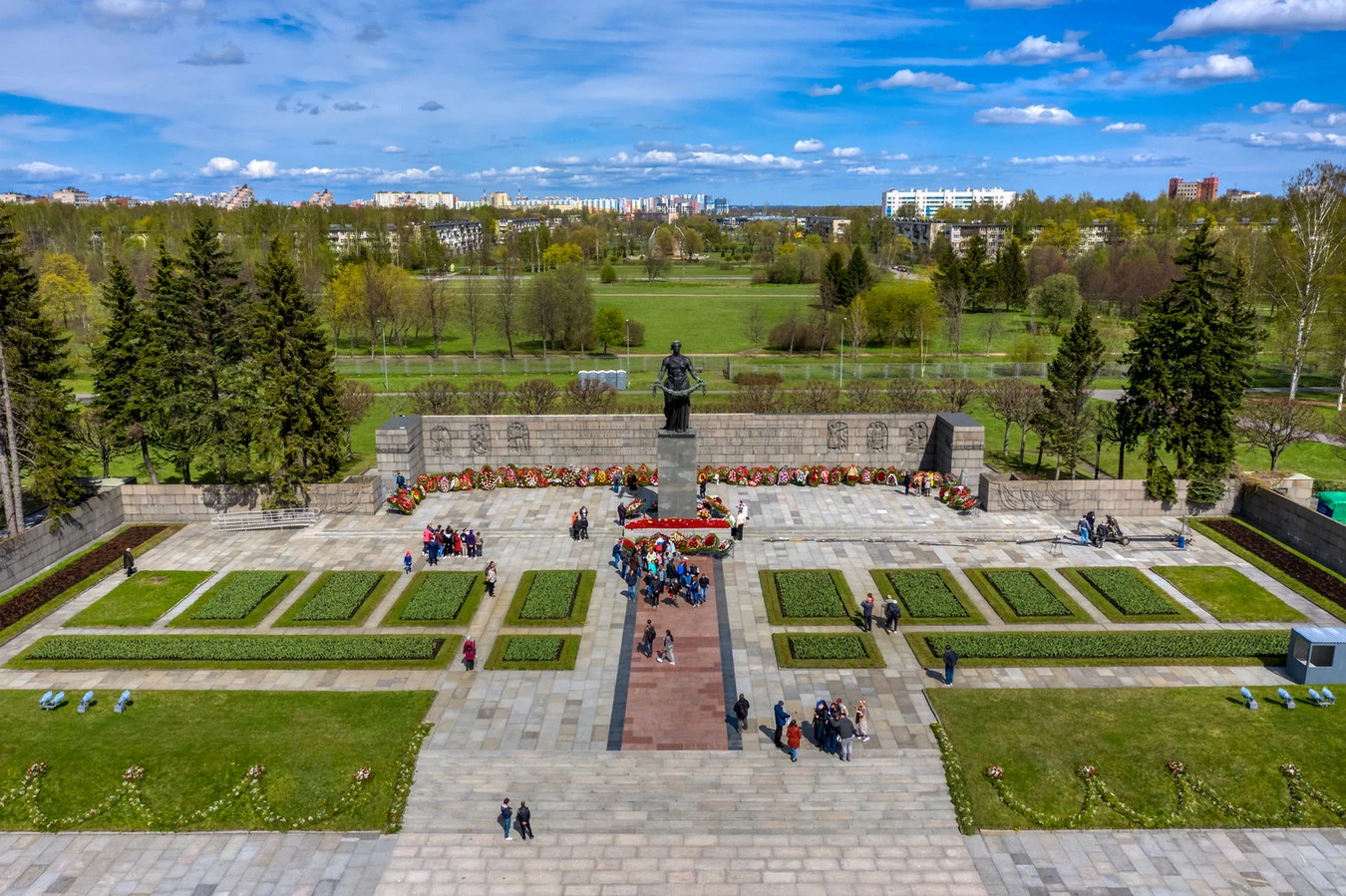 Thăm nơi nửa triệu người nằm xuống trong cuộc bao vây Leningrad