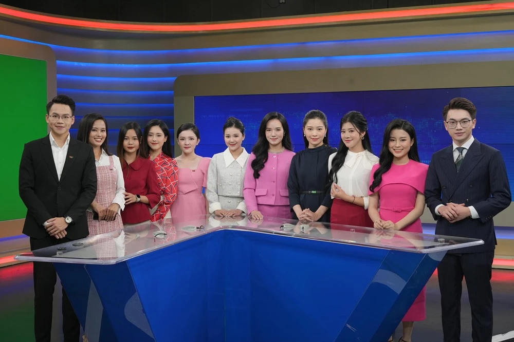 Nữ MC thời tiết sinh năm 2000 là 'gương mặt được yêu thích nhất' VTV 