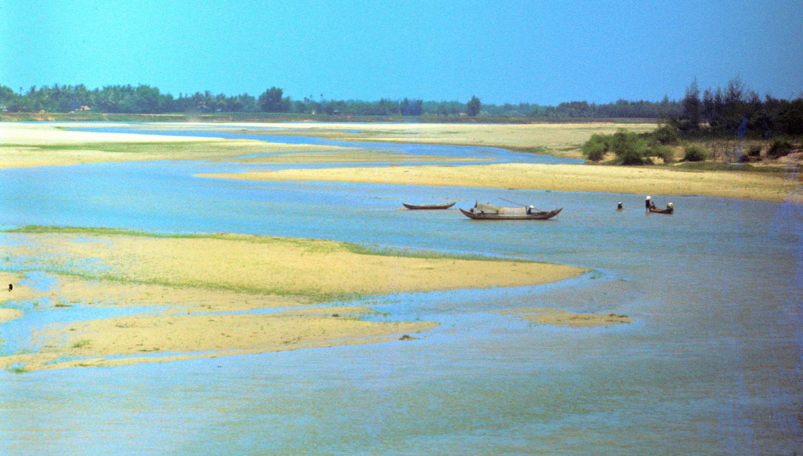 Ảnh phong cảnh đẹp hút hồn về Quảng Ngãi năm 1967 (1)