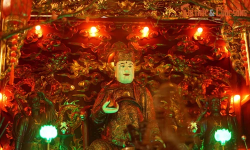 Khám phá ngôi đền thờ thần Lửa duy nhất của Việt Nam