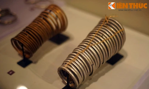 Tròn mắt ngắm phụ kiện làm đẹp của phụ nữ các dân tộc VN