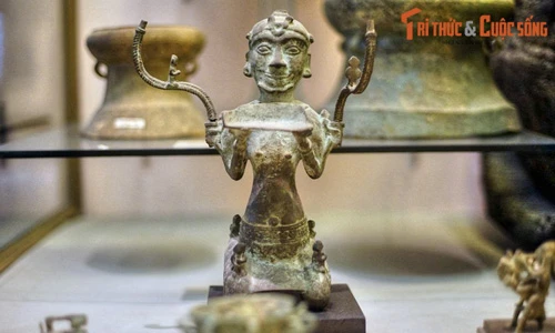 Tận mục top 10 Bảo vật quốc gia bằng đồng của Việt Nam