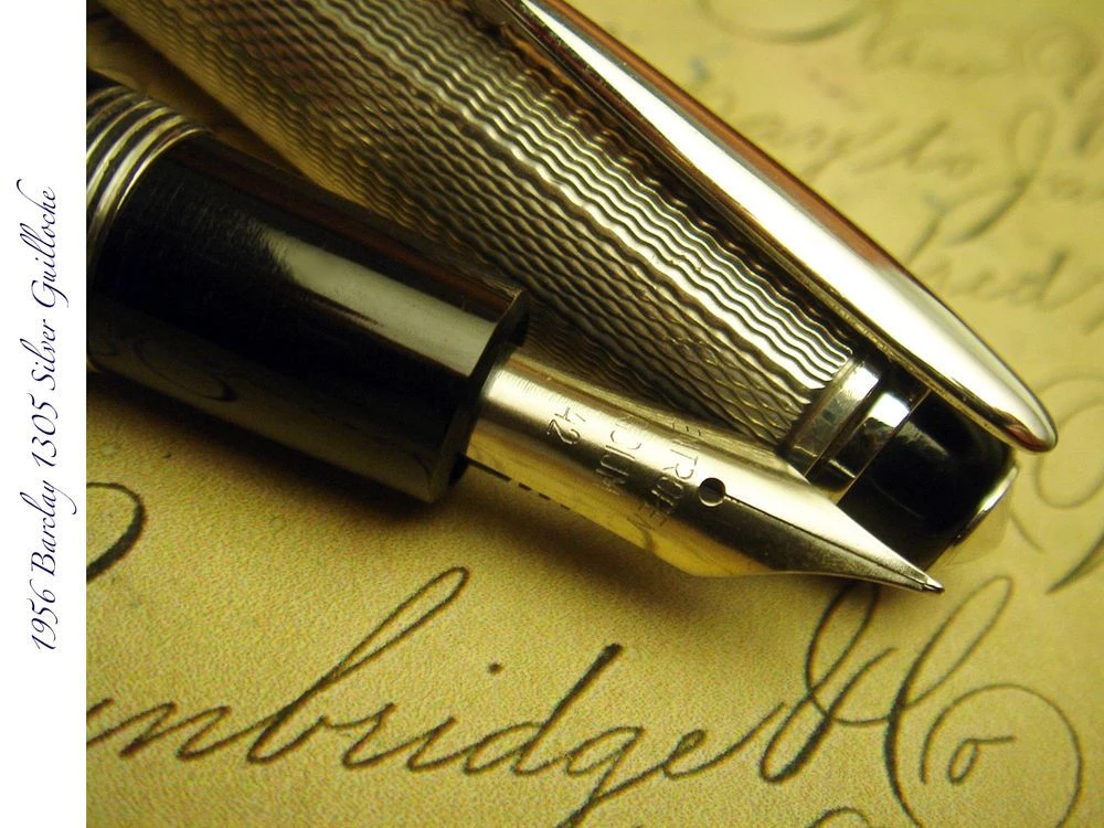 Điều khó tin về lịch sử ra đời của chiếc bút máy