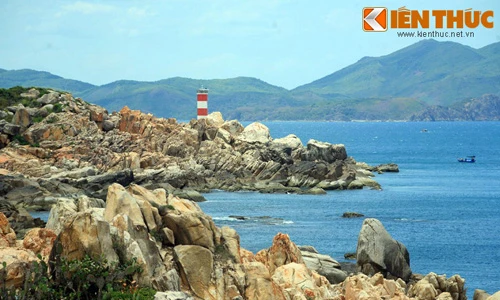 Tuyệt đẹp 10 thắng cảnh nơi “Tôi thấy hoa vàng trên cỏ xanh“