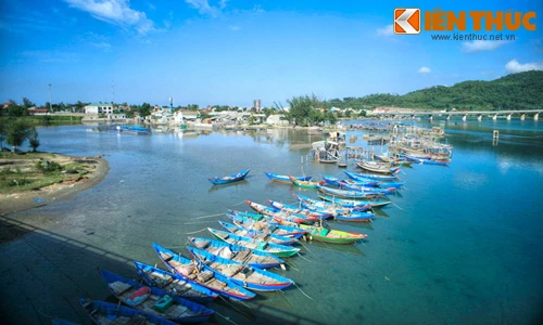 Ngẩn ngơ ngắm vẻ đẹp của vịnh Lăng Cô