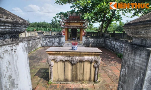 Điều đặc biệt ở lăng mộ vị đại quan chết oanh liệt vì đất nước