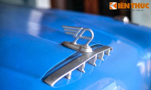 Tận mục chiếc xe hơi “bảo vật” bất tử trong chùa Thiên Mụ