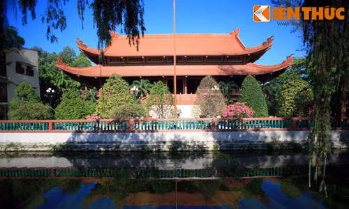 Khám phá vẻ đẹp của ngôi chùa rộng nhất Sài Gòn 