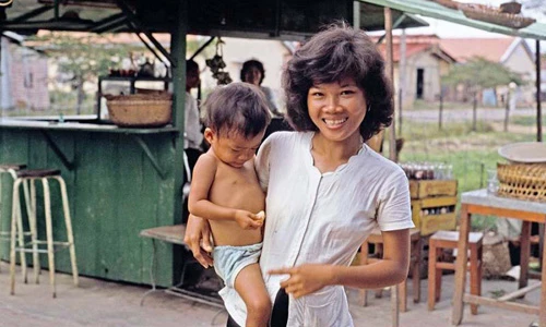 Sài Gòn 1963 trong ảnh của Pete Komada (1)