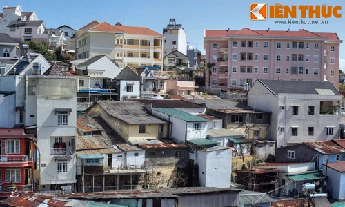 Khám phá vẻ đẹp khác lạ của “nhà bậc thang” ở Đà Lạt