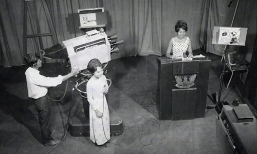 Ảnh độc bên trong đài truyền hình Sài Gòn trước 1975 (1)