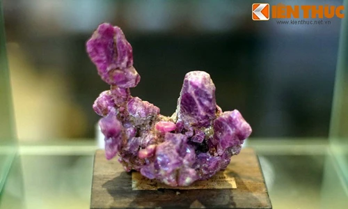 Những báu vật “trời ban” đẹp khó tin trong lòng đất Việt Nam