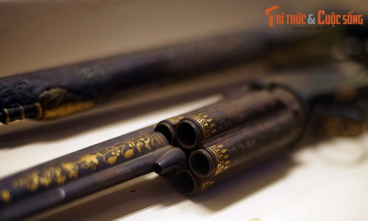 Soi chi tiết hai khẩu súng săn của vua Minh Mạng và Tự Đức