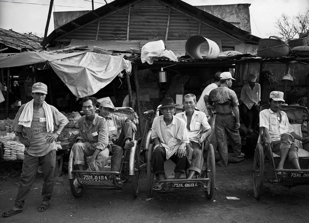 Loạt ảnh tuyệt vời về Việt Nam thập niên 1990 (1)