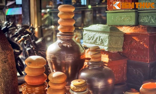 “Thủ phủ” nước mắm nặng mùi của Hà Nội xưa giờ ra sao?