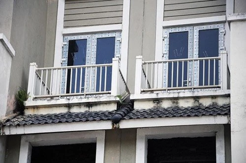 Những khu đô thị nghìn tỷ mọc rêu vắng bóng người