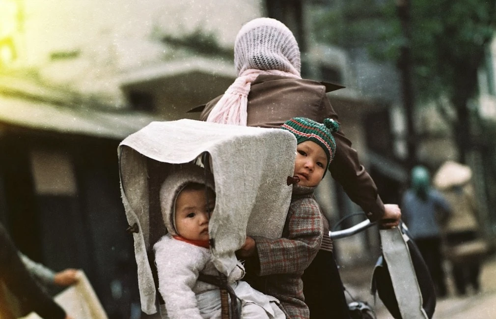 Trẻ em miền Bắc thời kháng chiến chống Mỹ qua ảnh của Thomas Billhardt