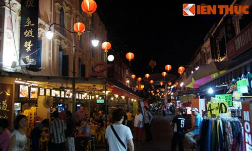 Phố hàng rong lâu đời nhất Singapore có gì đặc biệt?