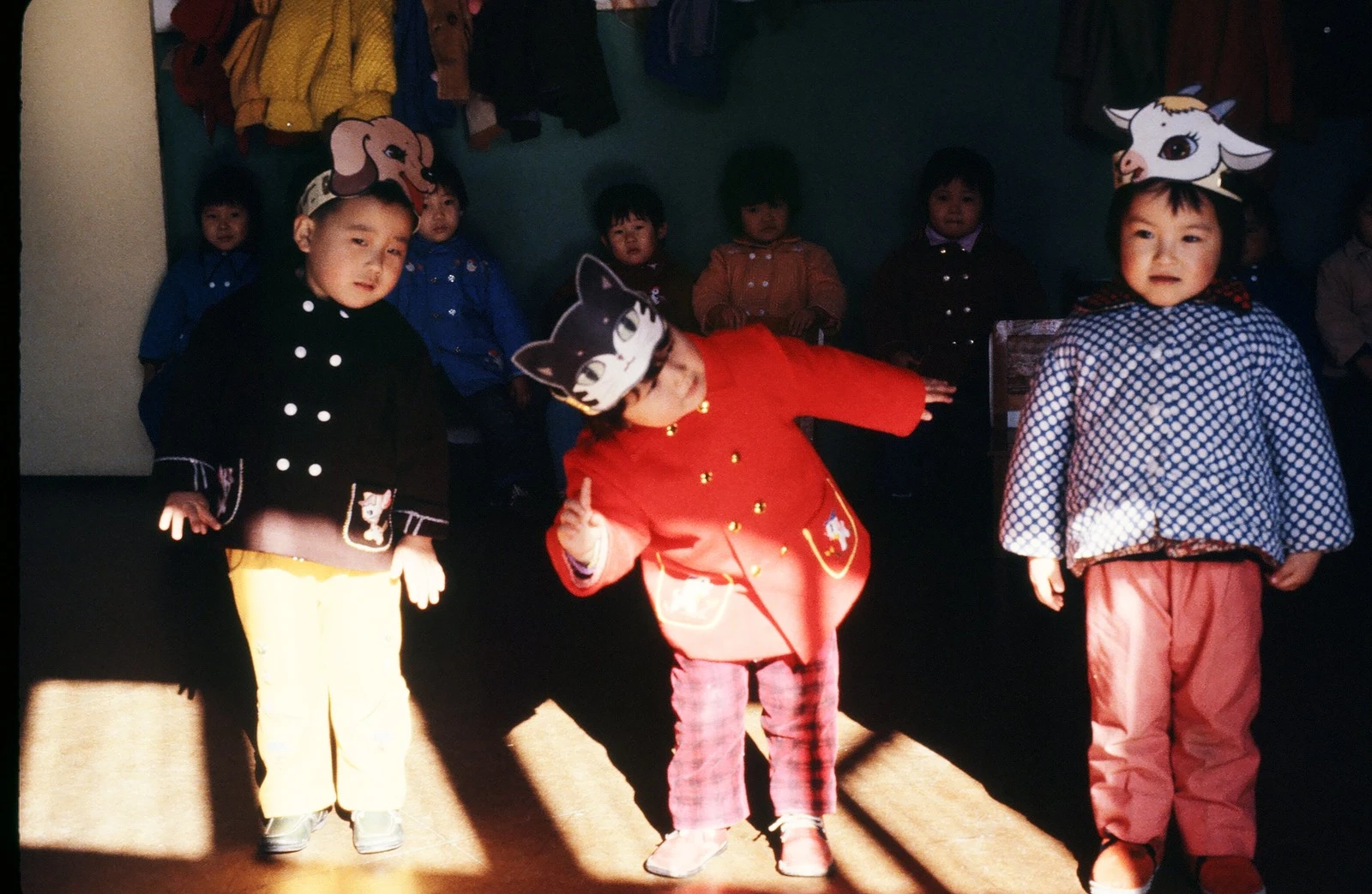 Đời sống ở Thượng Hải năm 1980 qua trải nghiệm của khách Tây