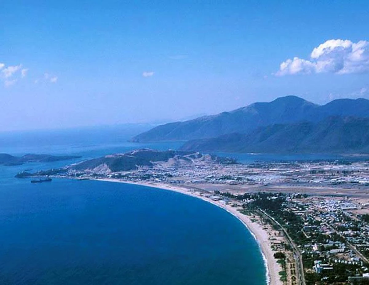 Loạt ảnh đẹp ngẩn người về Nha Trang 50 năm trước