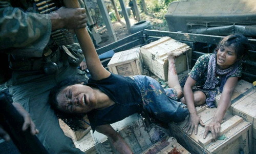 Hình ảnh khủng khiếp về chiến trường Campuchia năm 1974 (1)