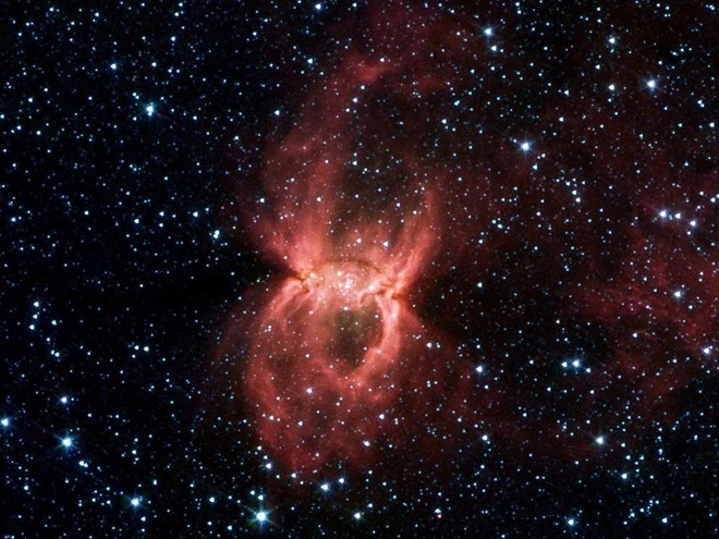 10 cảnh tượng kỳ quái trong vũ trụ