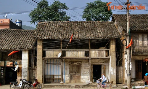 Lạc lối giữa khu phổ cổ trên cao nguyên đá Đồng Văn