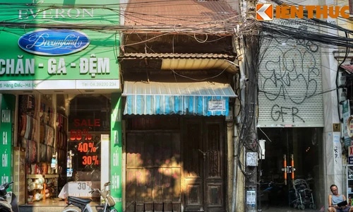 “Thánh địa” của dân ghiền thuốc lào Hà Nội xưa giờ ra sao? 