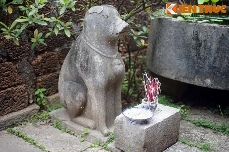 Bí ẩn tượng chó đá ở lăng mộ cổ khắp Việt Nam