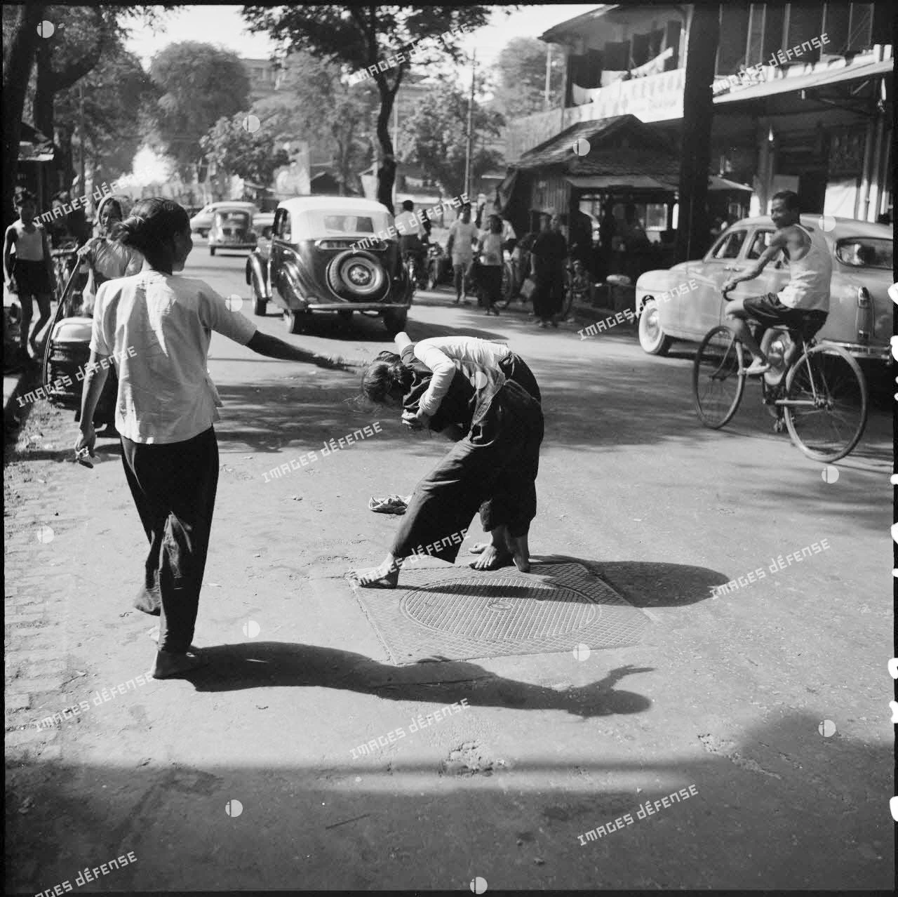 Loạt ảnh đời thường cực hiếm ở Sài Gòn năm 1953