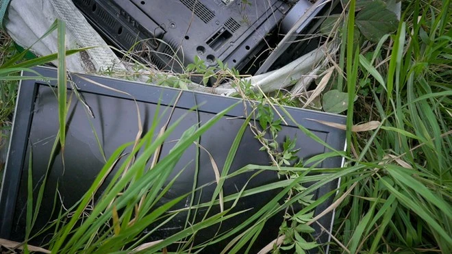 Hành trình từ Mỹ tới bãi rác Hong Kong của máy tính cũ