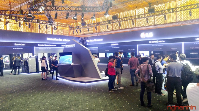 Cận cảnh loạt sản phẩm cao cấp LG ra mắt tại Tech Show 2016