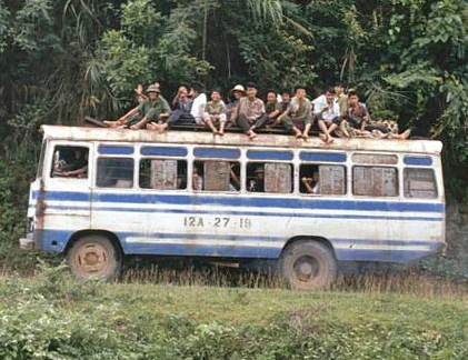 Kho ảnh khổng lồ về VN 1991-1993: Đường đến Lạng Sơn