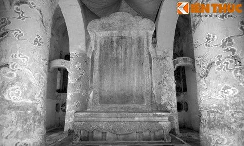 Tấn thảm kịch phía sau vẻ đẹp mê hồn của lăng Tự Đức