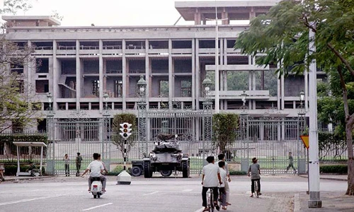 Sài Gòn 1963 trong ảnh của Pete Komada (2)